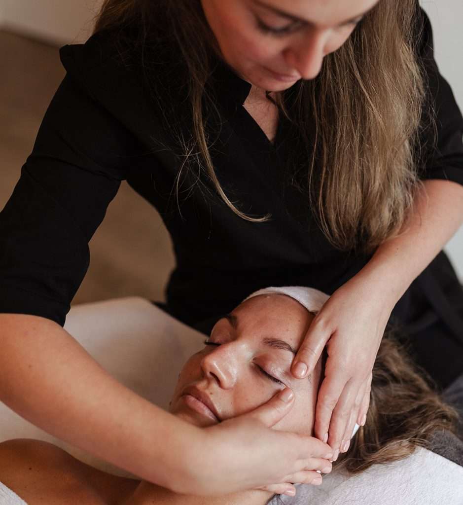 Bindweefselmassage voor het gezicht